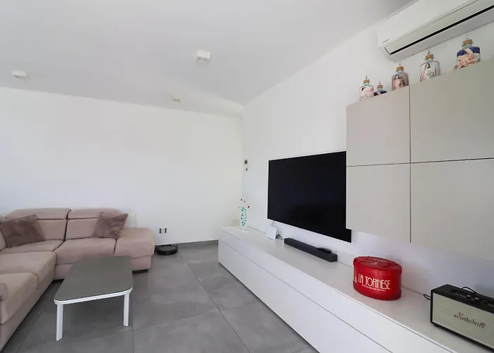 Exclusive Ginevra Luxury Дом отдыха Отранто